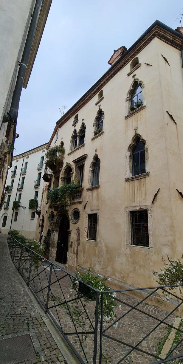 Riconversione antico ospedale centro storico  | Vicenza 2022